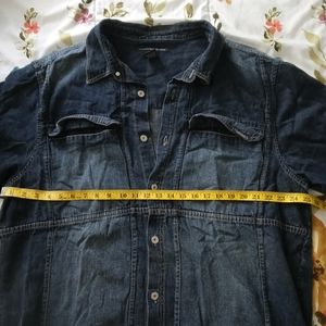 Short sleeve jean button down